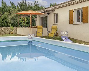 Guest house 04647001 • Holiday property Languedoc / Roussillon • Vakantiehuis A la porte d'Avignon 