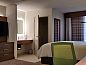 Verblijf 0425610 • Vakantie appartement Texas • Holiday Inn Express Hotel & Suites Dallas Fort Worth Airport  • 14 van 26