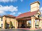 Verblijf 22725301 • Vakantie appartement Zuiden • Quality Inn & Suites Memphis East  • 1 van 26