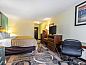 Verblijf 22725301 • Vakantie appartement Zuiden • Quality Inn & Suites Memphis East  • 10 van 26