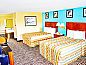 Verblijf 8725103 • Vakantie appartement New England • Flagship Inn & Suites  • 1 van 26