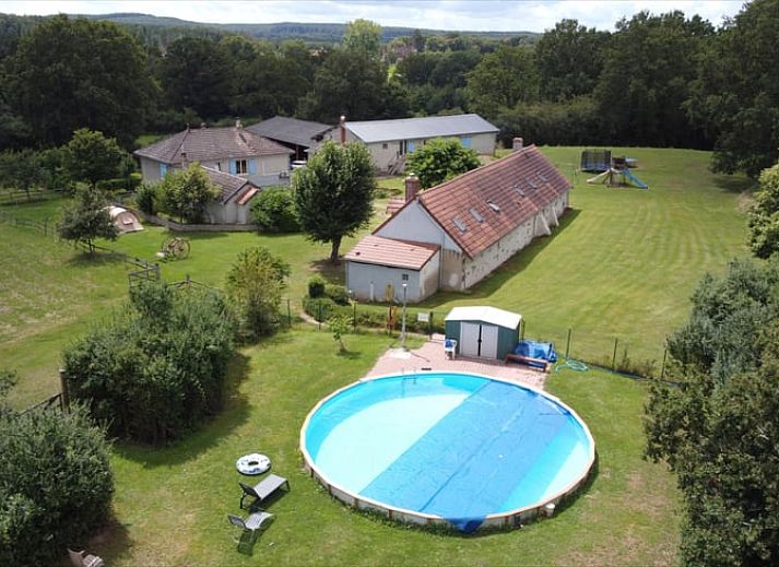 Guest house 0384807 • Holiday property Auvergne • Vakantiehuis in Braize 