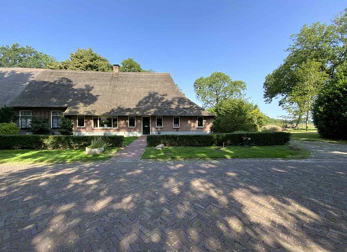 Verblijf 192907 • Vakantiewoning Zuidoost Drenthe • Royale 8 pers. vakantieboerderij met een houtkachel, groot 