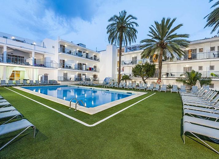 Verblijf 24016001 • Vakantie appartement Mallorca • Eix Alcudia Hotel