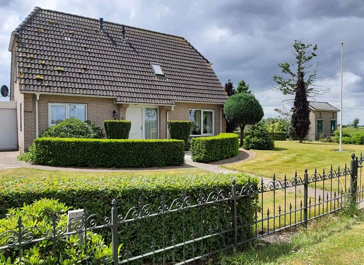 Verblijf 2613403 • Vakantiewoning Het Friese platteland • Prachtig en landelijk gelegen 6 persoons vakantiehuis nabij 