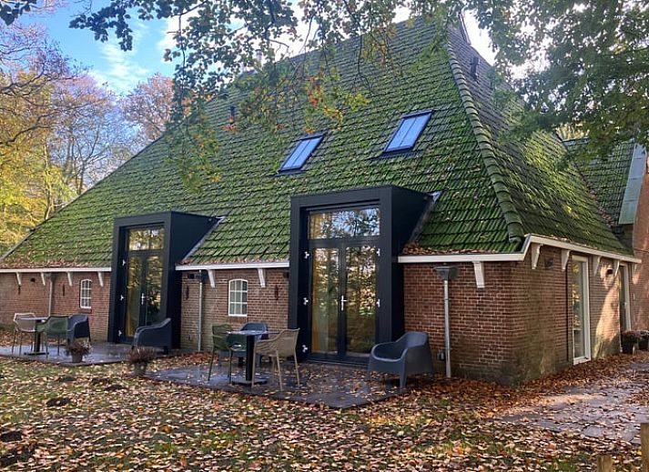 Verblijf 2617603 • Vakantiewoning Het Friese platteland • Vakantiehuis in Oentjerk 