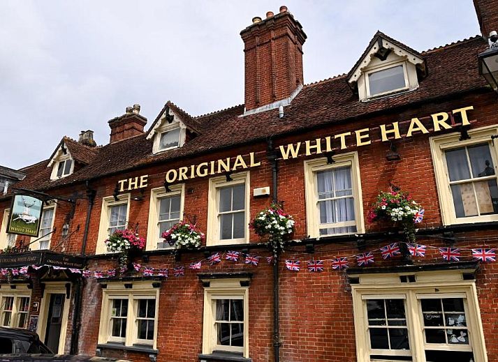 Verblijf 33306502 • Vakantie appartement Engeland • Original White Hart, Ringwood by Marston's Inns 