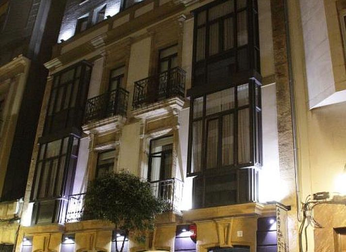 Guest house 39821145 • Apartment Green Spain • Apartamentos Capua 