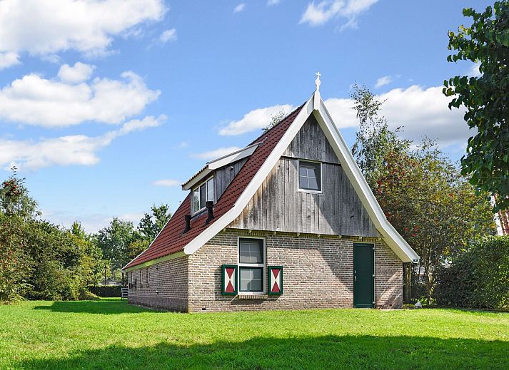 Verblijf 533248 • Bungalow Salland • Landgoed De Hellendoornse Berg | 4-persoons wellnessbungalow 