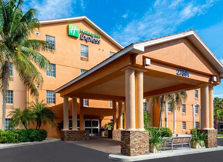 Verblijf 5825403 • Vakantie appartement Florida • Holiday Inn Express Hotel & Suites Bonita Springs/Naples, an 