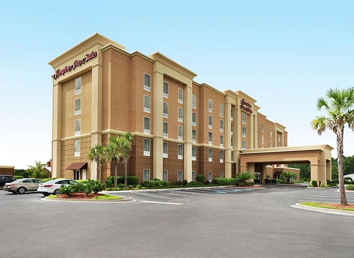 Guest house 6125301 • Apartment Zuiden • Hampton Inn & Suites Brunswick 