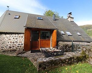 Guest house 03823601 • Holiday property Auvergne • Huisje in Cheylade 