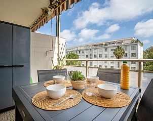 Guest house 0483176 • Apartment Provence / Cote d'Azur • Appartement Les Aliscamps 