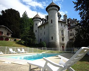 Guest house 095116203 • Special overnight stays Rhone-Alphes • De la Tour 