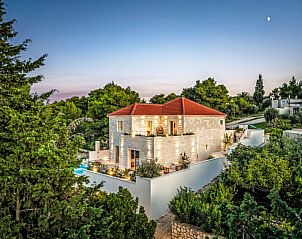 Guest house 10316206 • Holiday property Dalmatia • Vakantiehuis Brax8 