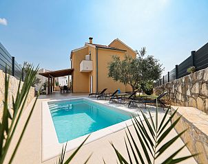 Guest house 10322003 • Holiday property Dalmatia • Holiday home Nekic 