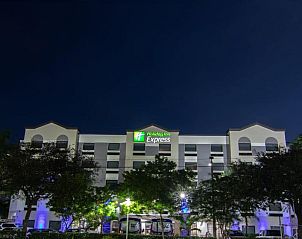 Guest house 12925401 • Apartment Florida • Holiday Inn Express and Suites Fort Lauderdale Airport West, 