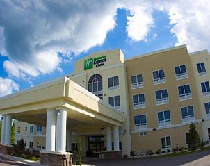 Verblijf 15025302 • Vakantie appartement Zuiden • Holiday Inn Express & Suites Havelock Northwest New Bern, an 