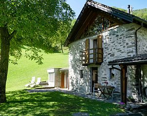 Verblijf 1838907 • Vakantiewoning Ticino / Tessin • Vakantiehuis Sole 