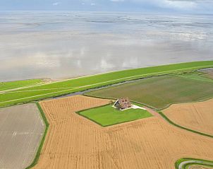 Verblijf 260231 • Vakantiewoning Het Friese platteland • Ruim landhuis voor 22 personen met uitzicht op de Waddenzee, 