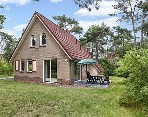 Guest house 323235 • Bungalow Veluwe • Landgoed 't Loo | 4-persoons bungalow | 4B 