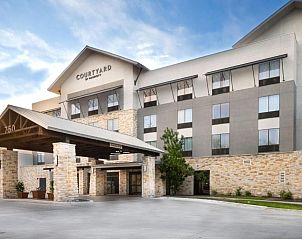 Guest house 4525601 • Apartment Texas • Courtyard by Marriott New Braunfels River Village 