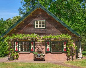 Verblijf 571118 • Vakantiewoning Utrechtse Heuvelrug • Zeer rustig en natuurrijk gelegen 5 persoons Engelse cottage 