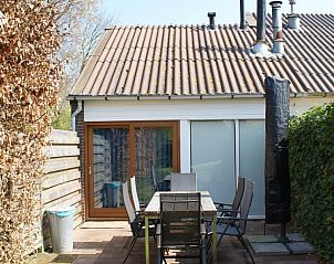 Guest house 6006123 • Holiday property Schouwen-Duiveland • Huisje blauw 