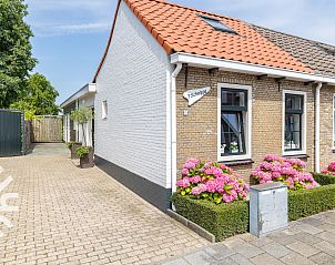 Guest house 641001 • Holiday property Zuid-Beveland • Schitterend 4-persoons vakantiehuis in Oud-Sabbinge 