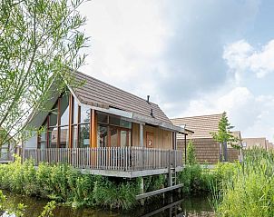 Guest house 670856 • Bungalow Groene hart • De Reeuwijkse Plassen | 6-persoons waterwoning - Broekvelden 